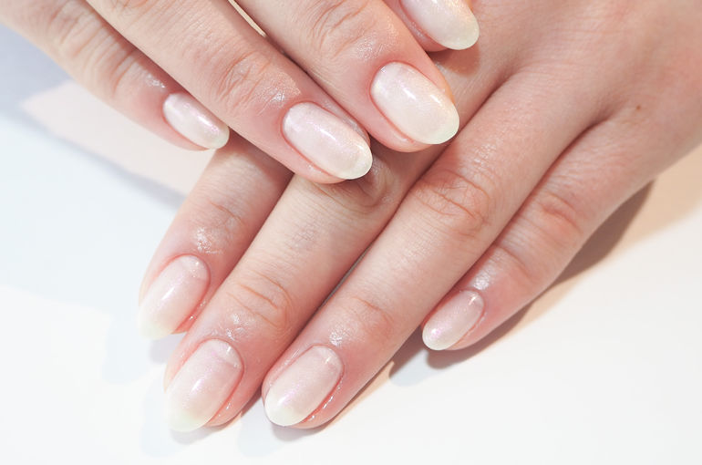 パールホワイトネイル