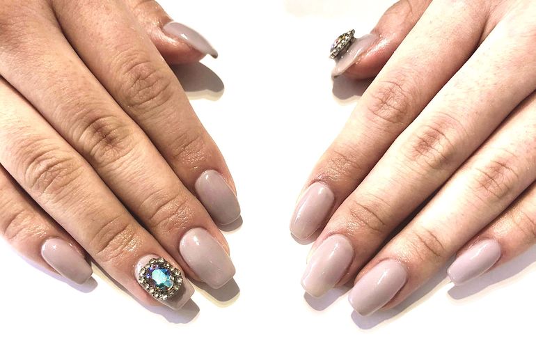 大人気の韓国パーツネイルは心斎橋のtemptation Nail Studioで