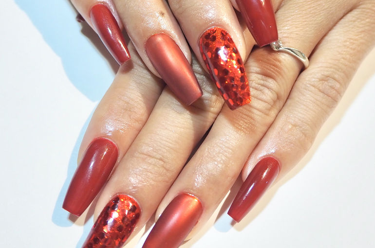 心斎橋で長さ出しネイルをするならtemptation Nail Studioへ 心斎橋にあるネイルサロンの耳寄り情報をブログで随時更新しております